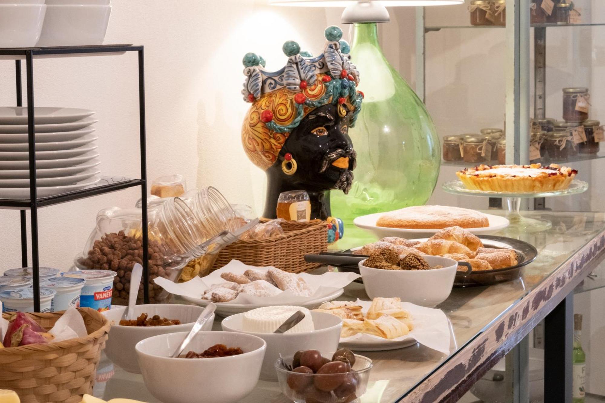 Bassi77 - Rooms & Apartments Trapani Ngoại thất bức ảnh